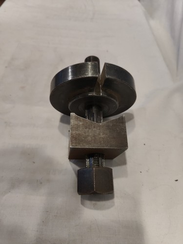 Greenlee 2" Square Knockout Punch & Die 501-8586/502-4901/501-8585 All Match #s. - Picture 8 of 16