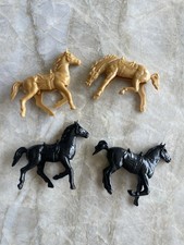 Lot of 4 Vintage Plastic horse horses for Cowboys western Playset Toy Figures