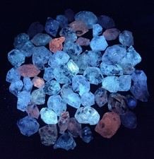 362-gm Petroleum included Fluorescent Skeletal Diamond Quartz Crystals Lot - Pk.