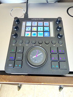 Loupedeck CT Creative Control Panel USB for Windows w/ LCD, LDD-1903