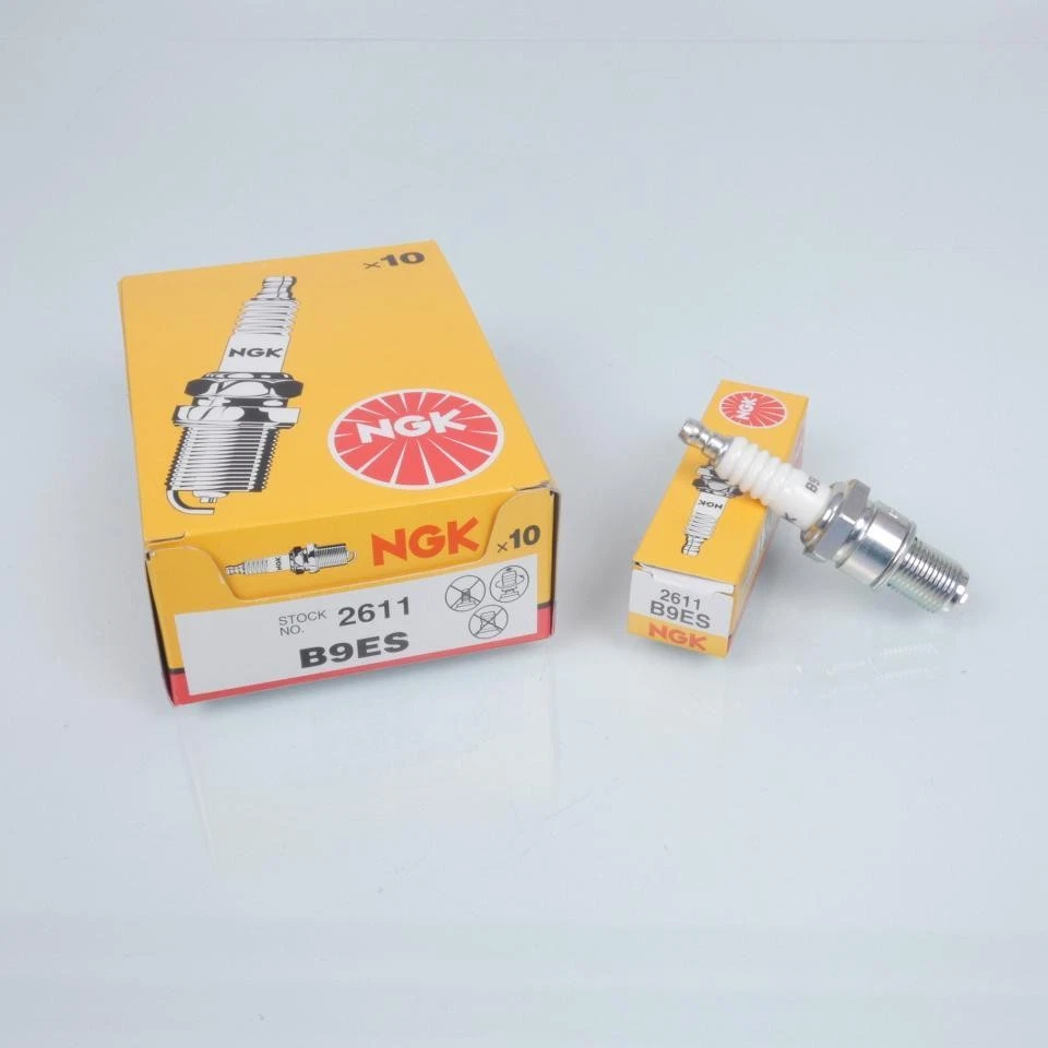 Bougie d'allumage NGK pour Moto Gilera 50 RCR 2004 à 2016 B9ES Neuf - Photo 1/1