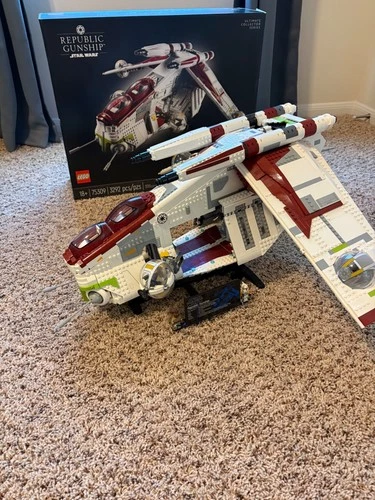 LEGO Star Wars UCS Republic Gunship 75309 RARE Logo Misprint Excellent Condition