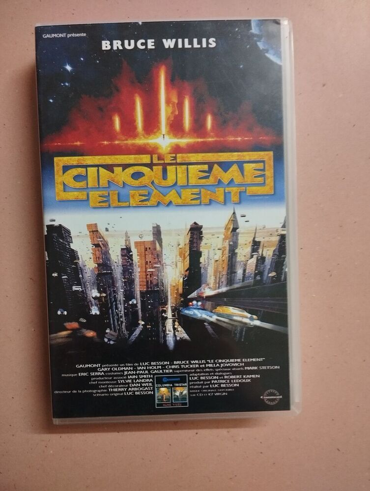The Fifth Element | Bruce Willis | Good Condition