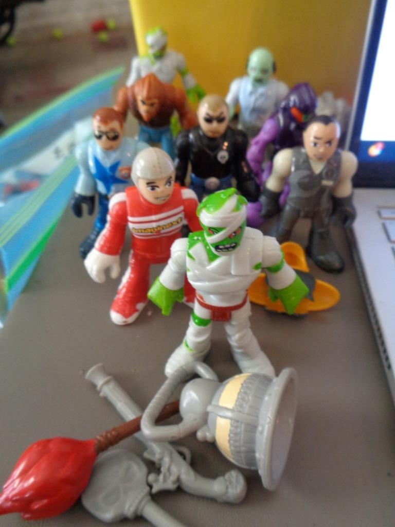 Fisher Price Imaginext Figures YOU PICK #5 Zombie Wolfman Mummy