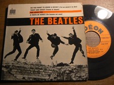 EP 45T - The Beatles ‎– She Loves You / Press Fra 1963 LABEL Orange