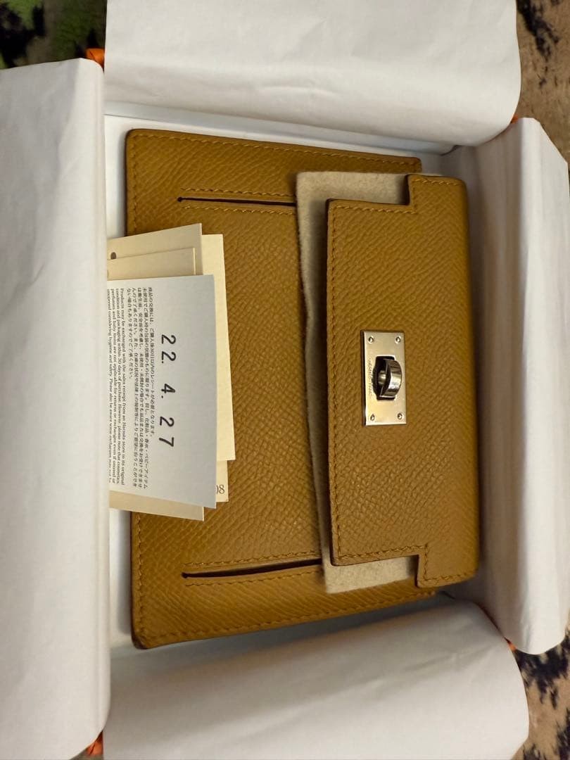 Hermes Kelly Pocket Sesame Epsom Leather Compact Wallet W/Box Good Condition image 7