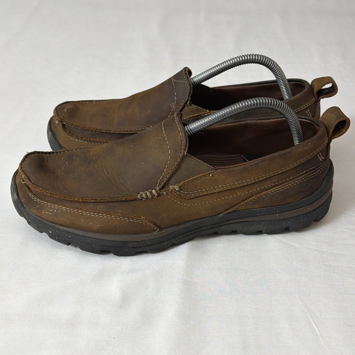 Skechers Relaxed Fit 63697 Brown Leather Loafers Memory Foam  display picture 1