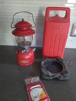 Vintage Coleman Mantle RED camping Kerosene lantern 200A 1978 Hard