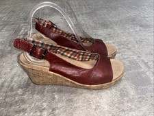 CROCS A Leigh Red Leather Cork Slingback Wedge Sandals Shoes Womens US 8 Comfort