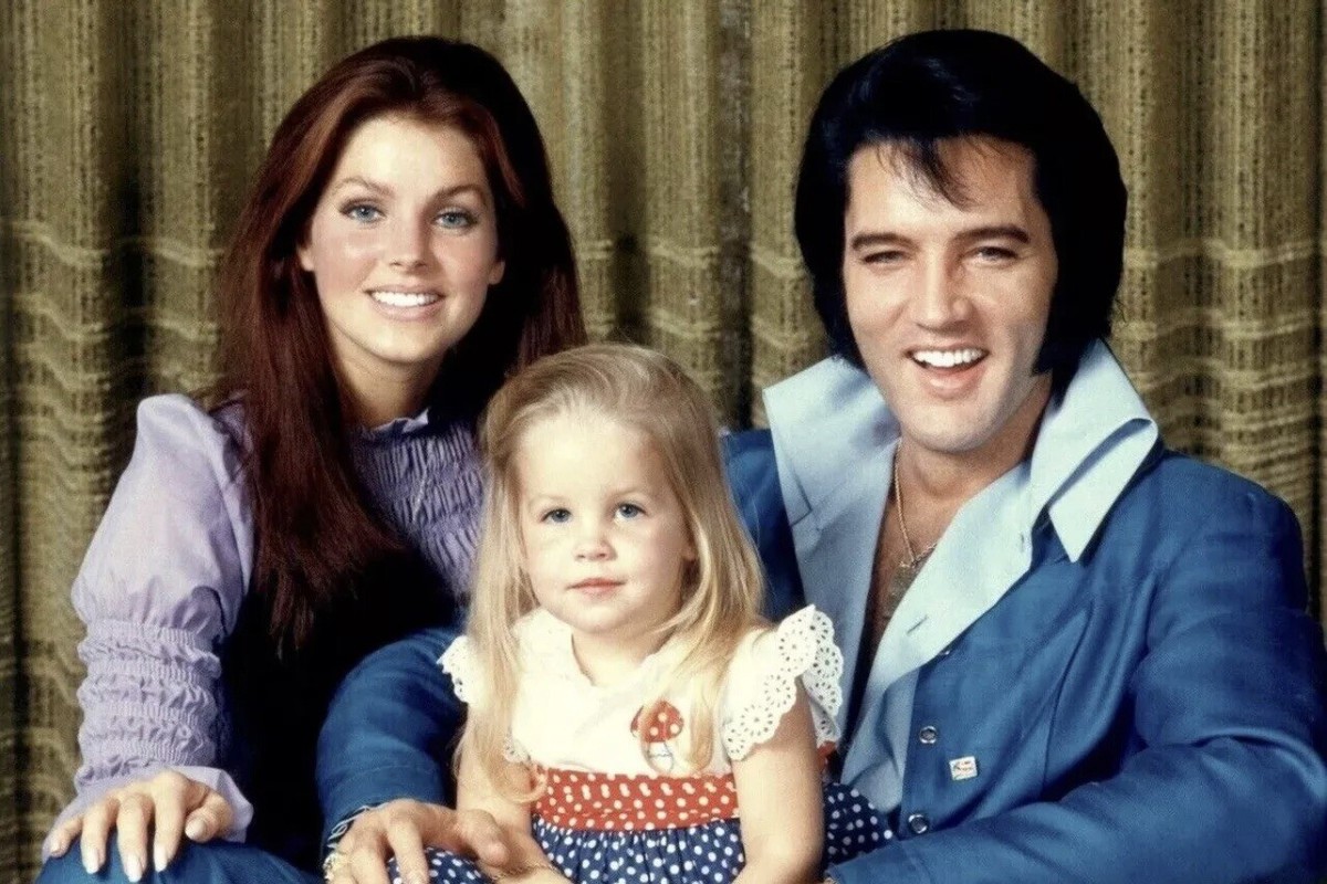 Elvis Presley, Priscilla Presley And Lisa Marie Presley 4x6 PHOTO PRINT |  eBay UK