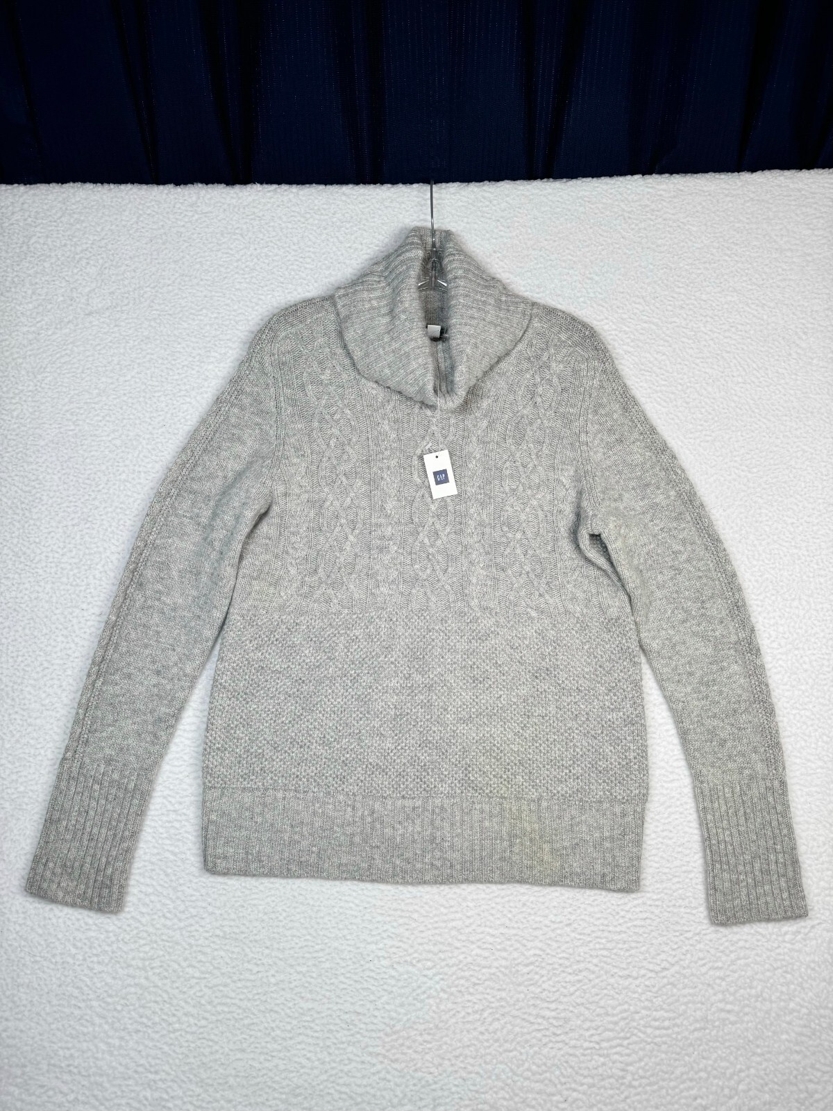 Foto 1 di 16