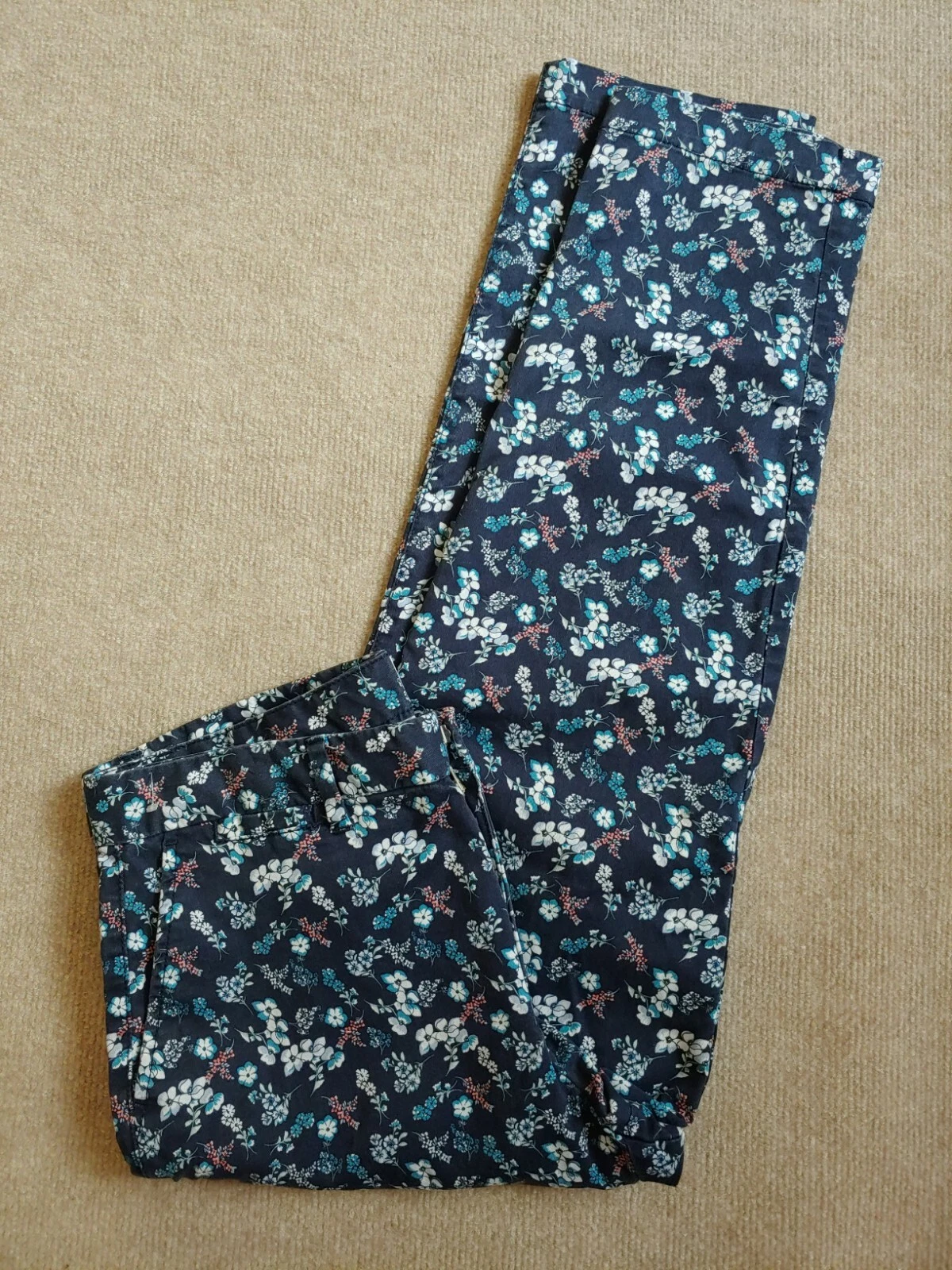 Gap Slim City Crop Capri Pants Womens Size 6 Blue Floral Cotton STretch