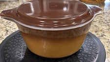 Vintage Pyrex Old Orchard 474 B Casserole Dish 1.5 Quart Brown Vintage with Lid