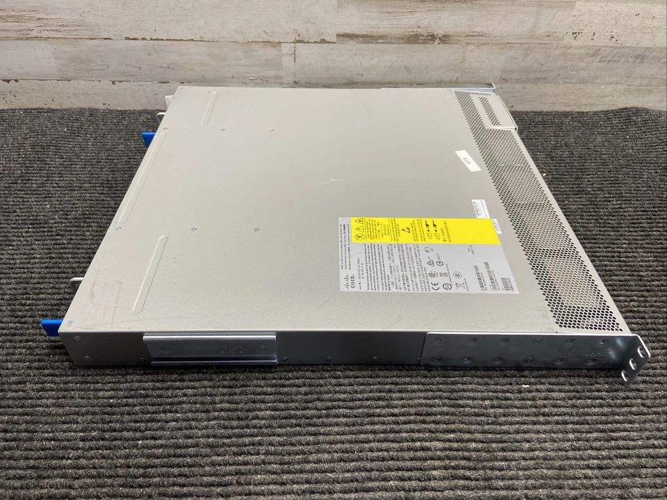 Used Cisco Nexus 32-Port 10GBASE-T Fabric Extender Dual PSU N2K-C2232TM-E-10GE - Image 2 of 4