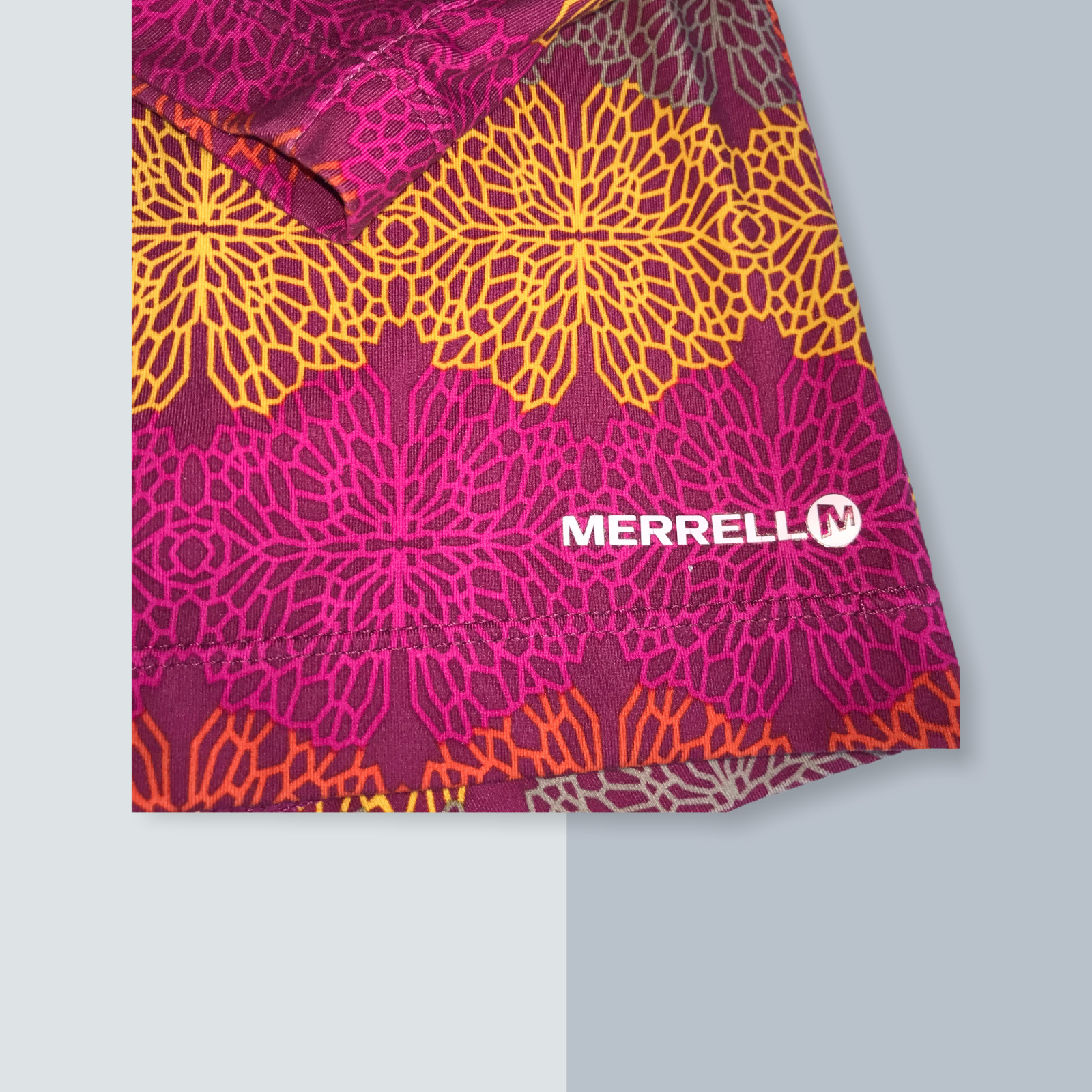 MERRELL Half Zip Pullover Size Women's Large. Pin… - image 1