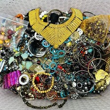 Broken Jewelry Sell Costume Jewelry From Home Scrap Jewelry For Sale