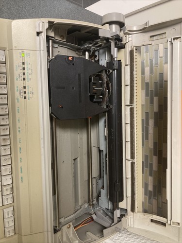 Brother Model EM-530 Electronic Typewriter, *Turns On / Needs Repaired* Wordtype - Picture 6 of 14