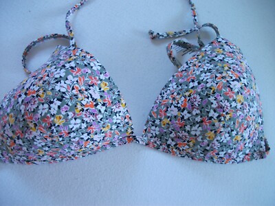Esprit - Reizendes,softiges Triangle-BIKINI Oberteil  Gr.40/ B NEU