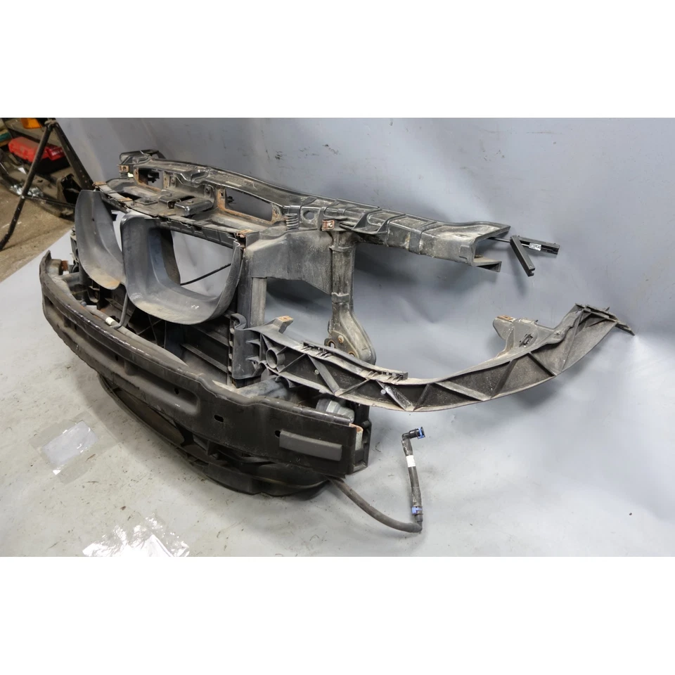 08-13 BMW E82 E88 Serie 1 Nariz Delantera Radiador Soporte Barra de Parachoques Conjunto OEM Foto 3 de 4