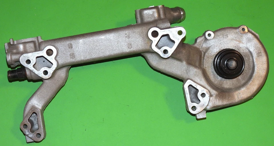 Cadillac Northstar 1995-99 OEM bomba de agua cruzada con bomba - 12553133 Foto 2 de 4