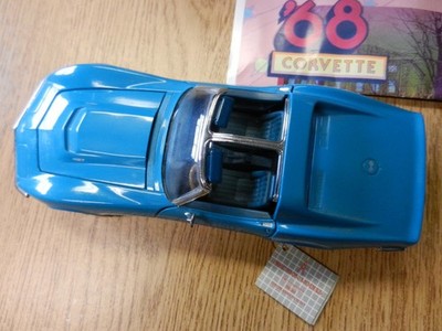 NIB Franklin Mint 1969 Chevrolet Corvette Blue 1/24th Scale W