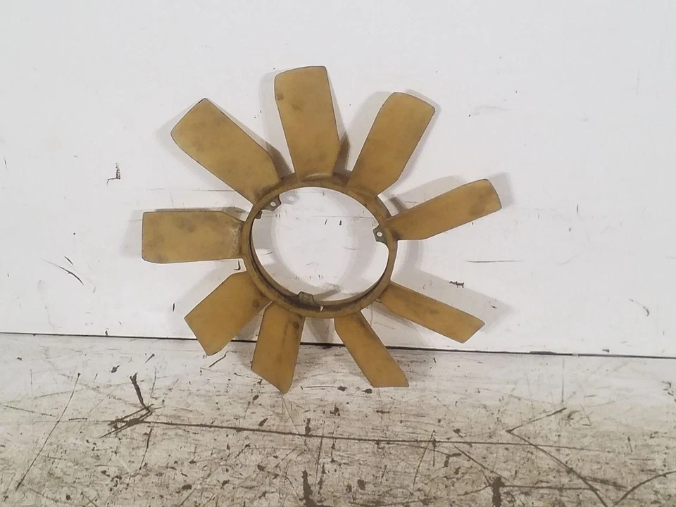Hoja del ventilador del motor de refrigeración | Se adapta a Mercedes Benz 300E 300SE 1986-1993 Foto 4 de 4