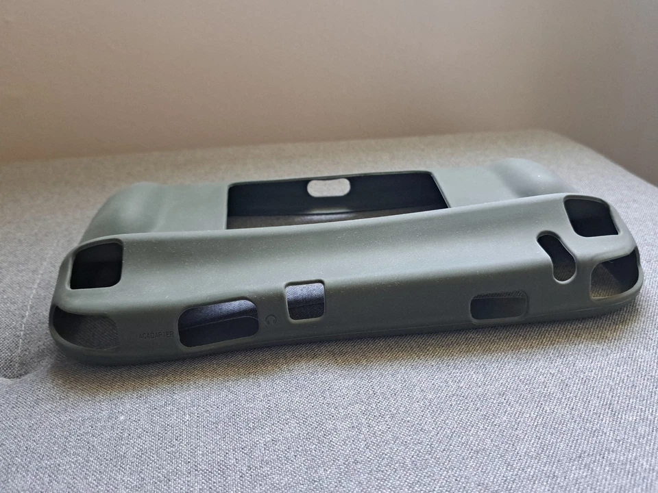 Wii U Officially Licensed Silicone Gamepad Protective Cover BLUE NINTENDO - Image 4 of 4