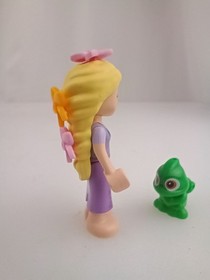 Lego Minifigure Disney: Rapunzel And Pascal chameleon