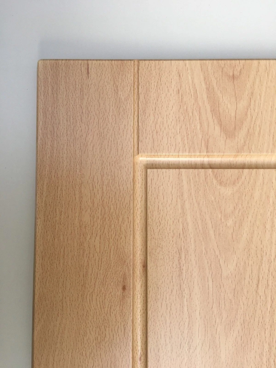 LIGHT Beech Effect Shaker Fitted kitchen cupboard cabinet doors & drawer  fronts