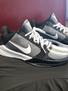 kobe gym shoes