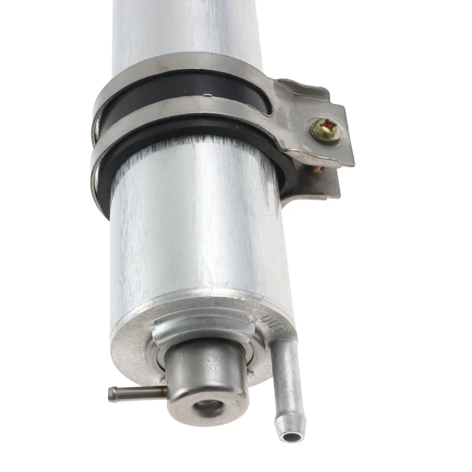 Filtro de combustible para BMW E65 E66 745Li 745i 750i 750Li 2002-2008 16126750475 4.4L 4.8 Foto 2 de 4