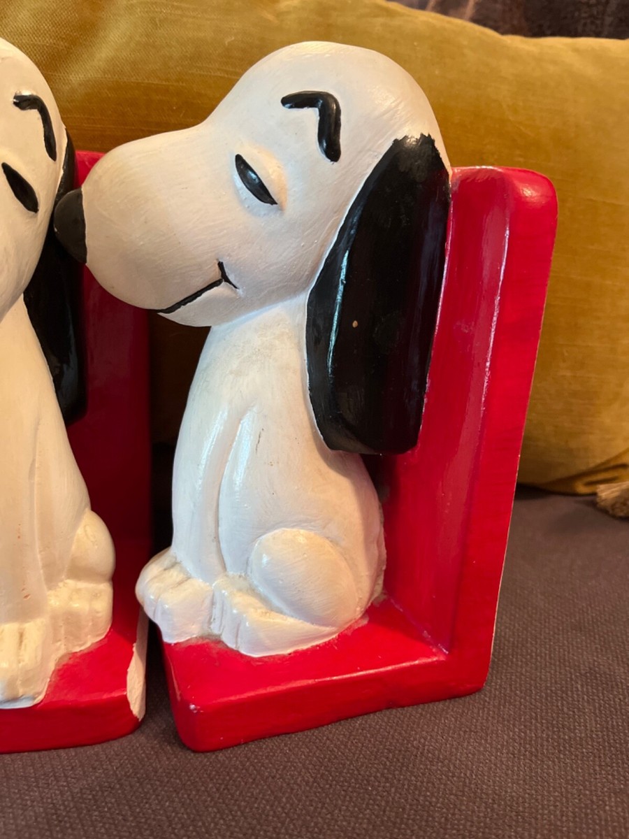 Vintage pair of Snoopy Bookends- Seems Like 50' Or 60' Era