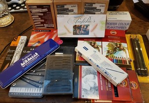 Large Collection Of Pre-used Artists Pencils, Chalks, Inks & Charcoals
