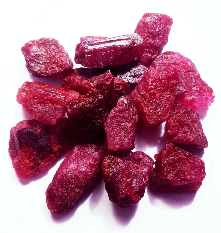 Translucent Beryl Natural Red Beryl (Bixbite) Rough 303.45+ Ct Certified Loose Gemstone ...