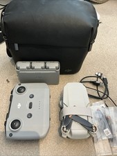 DJI Mini 2 SE Fly More Bundle Ready-to- Fly Drone - GREAT CONDITION
