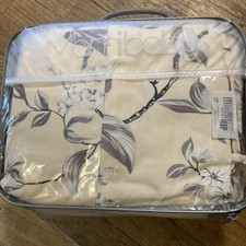 Infant Lounger Snuggy - Travel Bedside Sleeper - NEW 