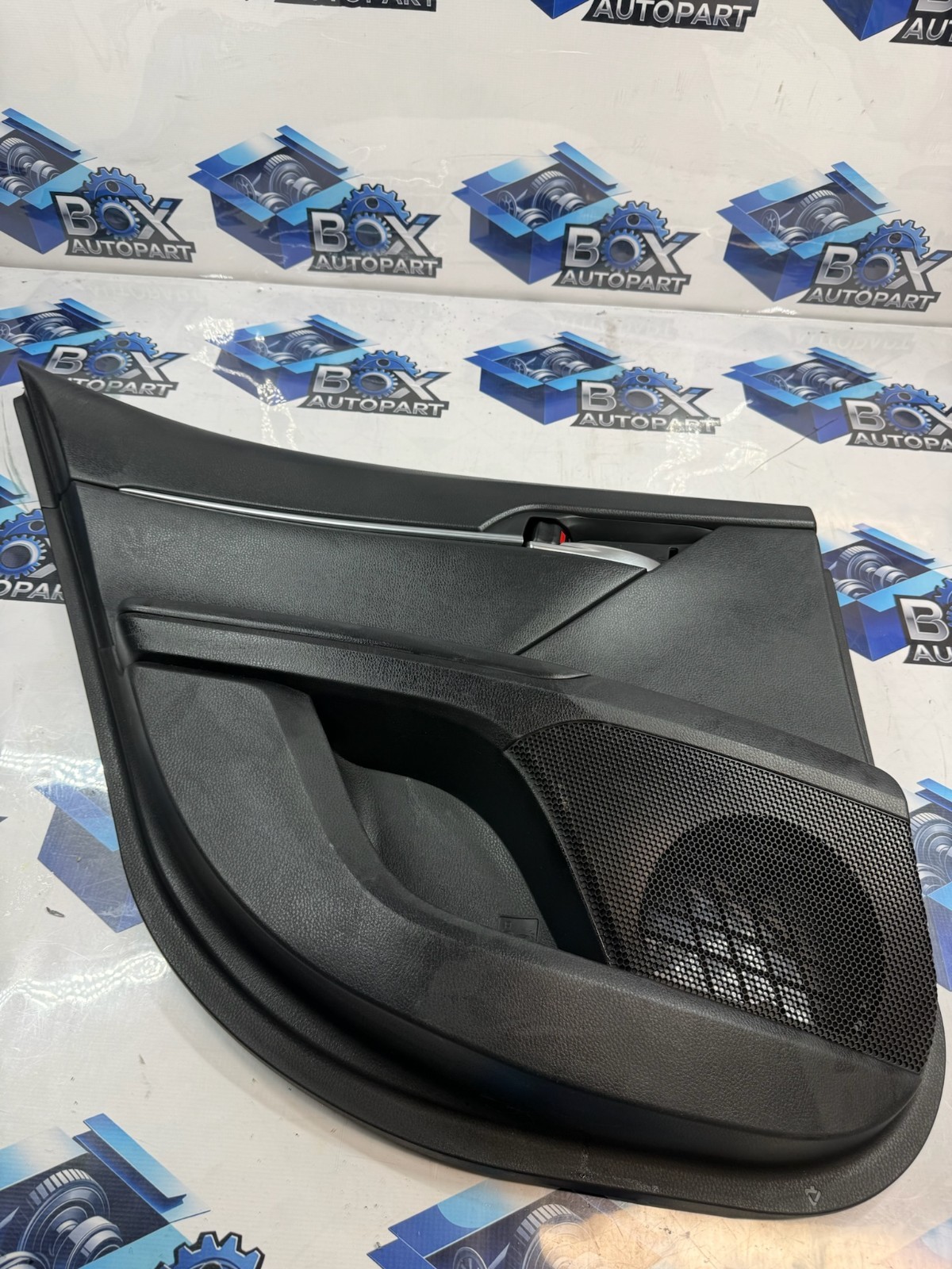 2018-204 Toyota Camry Rear Driver Side Left LH Interior Door Trim Panel OEM