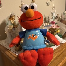 2010 Hasbro Sesame Street SLEEPY TIME ELMO Talking Lullaby Goodnight Plush 13"