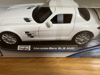 New Maisto Special Edition Mercedes-Benz SLS AMG, White - 1:18