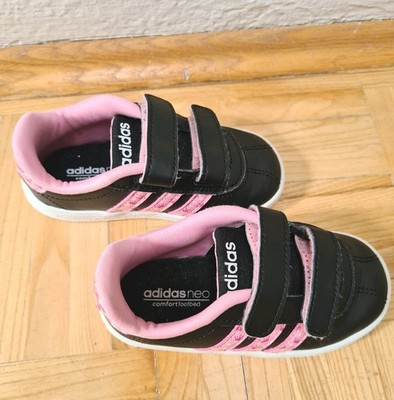 ADIDAS Sneaker Mädchen Gr 22 Schwarz Rosa Klettverschluss Super Zustand Original