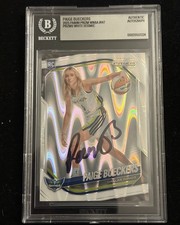 Paige Bueckers Signed 2025 Prizm WNBA White Seismic RC #147 BAS Autograph