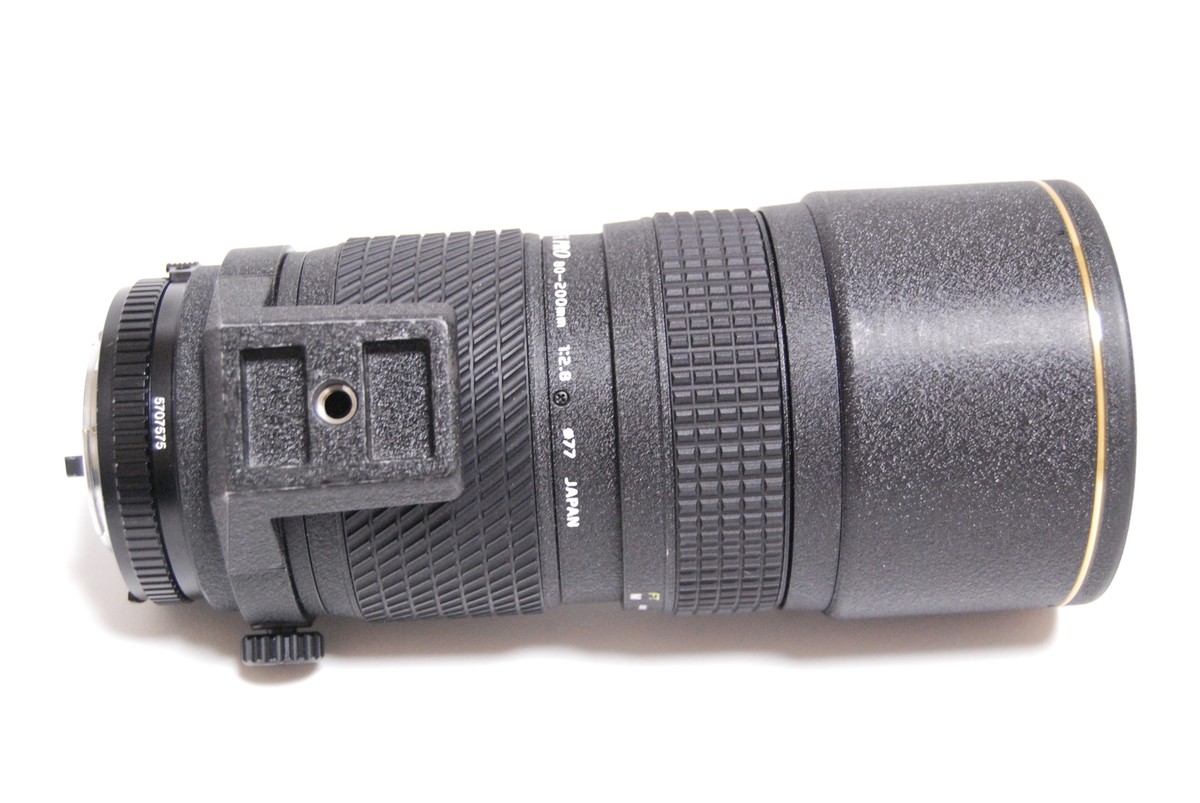 Tokina AT-X PRO 80-200mm f2.8 AF Zoom Lens for Nikon with Tokina AT-X PRO 80-200mm f2.8 AF Zoom Lens for Nikon with