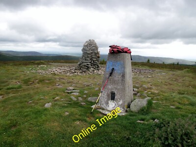 Photo 6x4 Minch Moor Riggs, The/NT3334 Easy parking beside Traquair Vill c2009