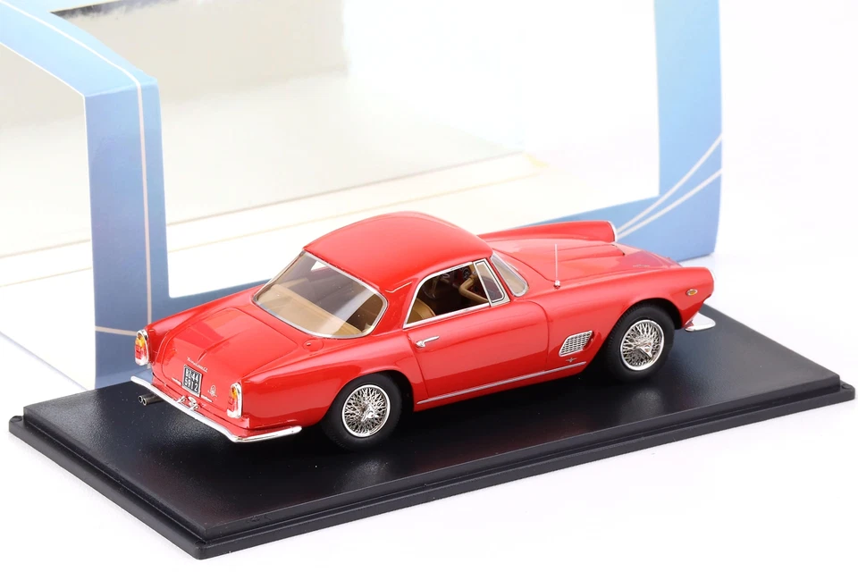 1:43 Neo 1957 Maserati 3500 Gt Touring Rosso - Immagine 2 di 3