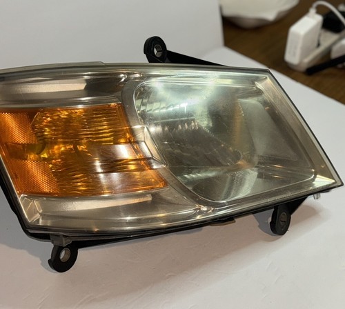 Dodge Grand Caravan Chrysler Town Passenger RH 2008-2010 Headlight Headlamp OEM - Picture 2 of 4