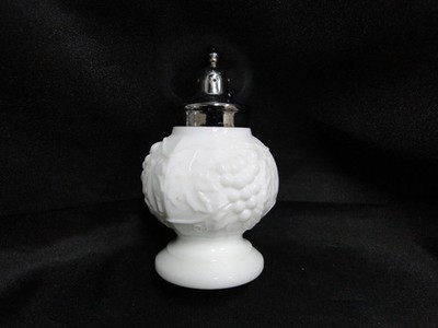Imperial Glass Vintage Grape Milk Glass: Salt OR Pepper Shaker, 3 7/8'', 5 Holes