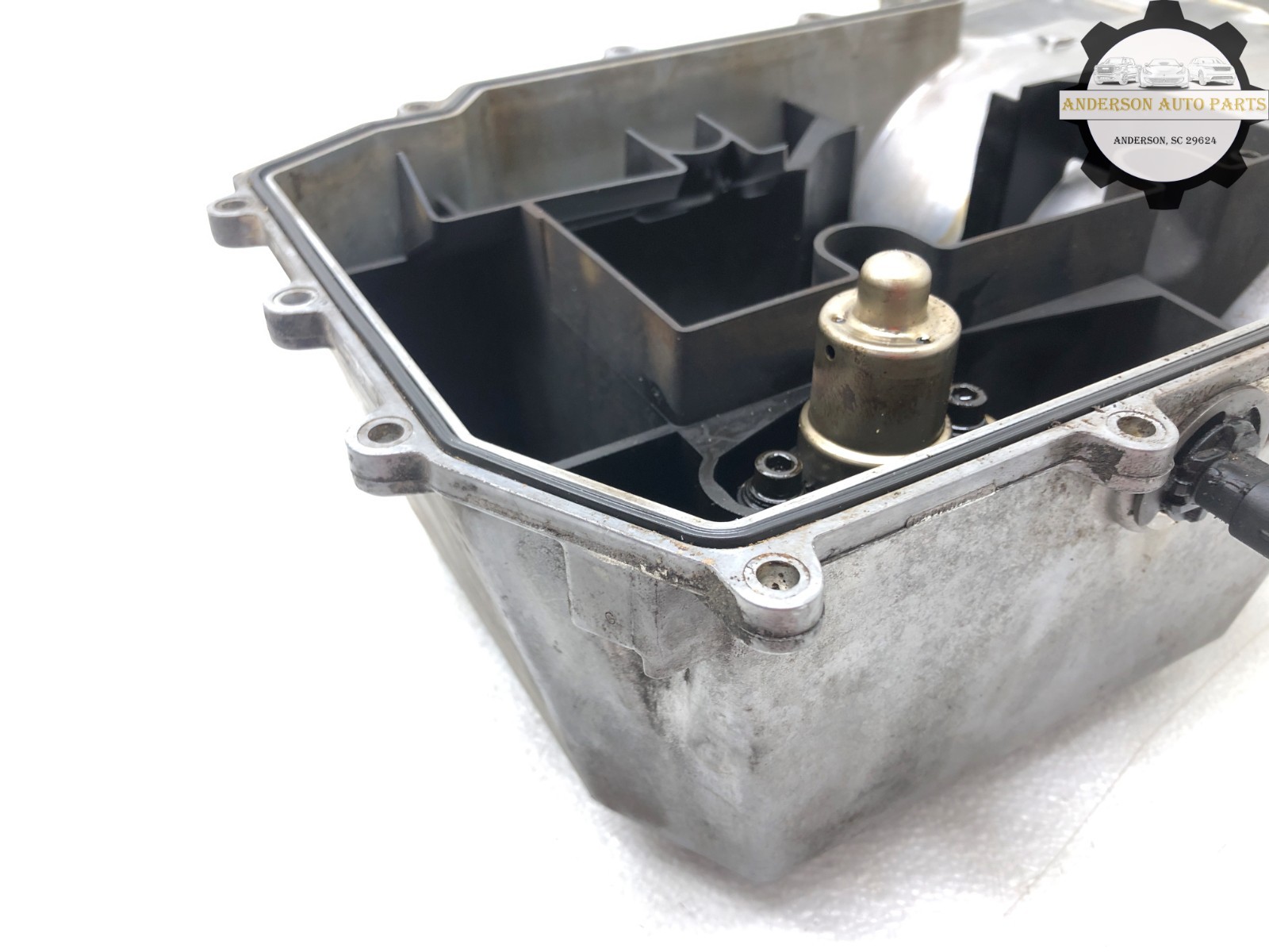 2014-2017 MASERATI QUATTROPORTE 3.8L V8 ENGINE OIL SUMP OIL PAN OEM