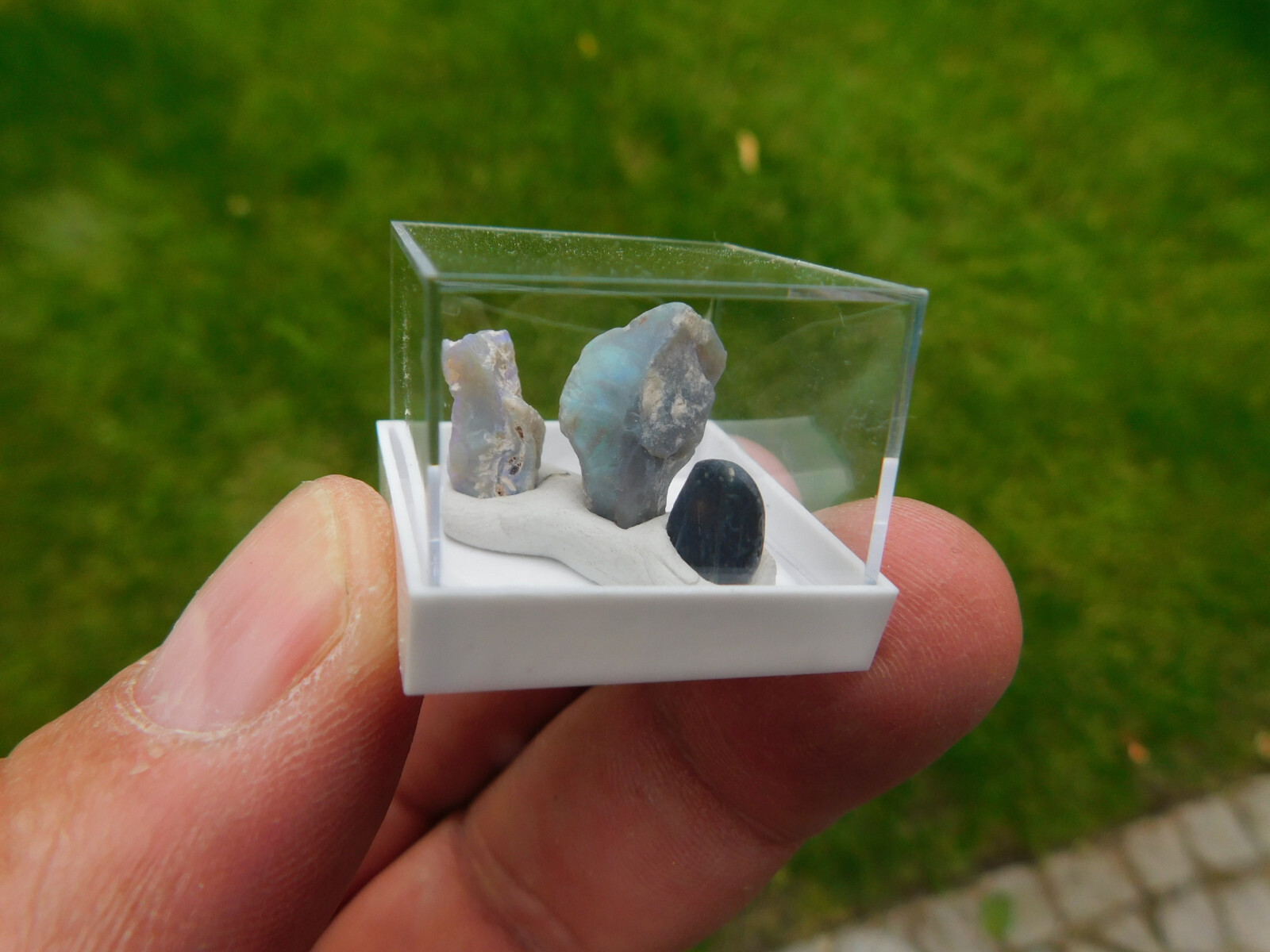 Bild 1 von 4