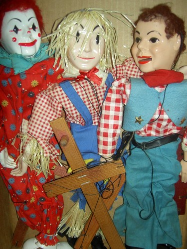 1950 string puppet marionette, PINOCCHIO w/growing nose, GOOGLY eyes EXCELLENT - Picture 13 of 17