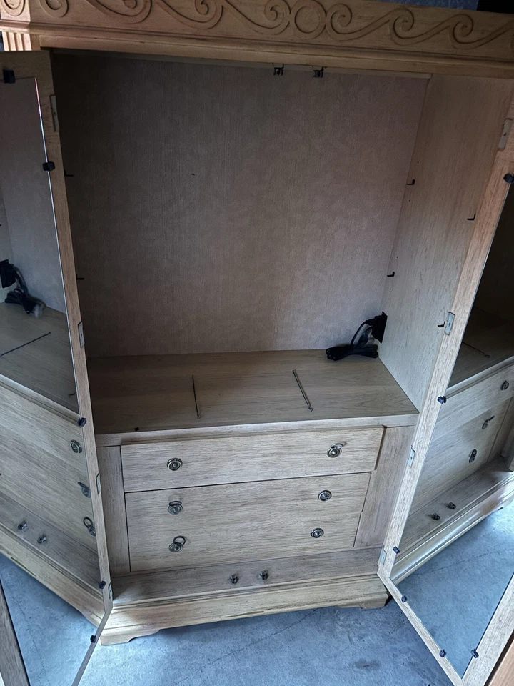 Mesa de salón y armario de China - Calidad reliquia de madera maciza Foto 2 de 4